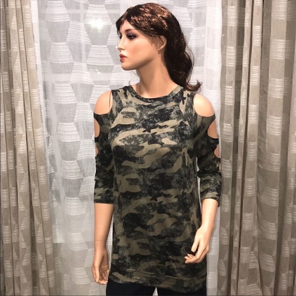 3/4 open sleeve Camo Top - Picture 7 of 8